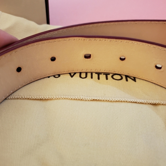 Louis Vuitton womens belt enamel red, 80/32 - Picture 4 of 8